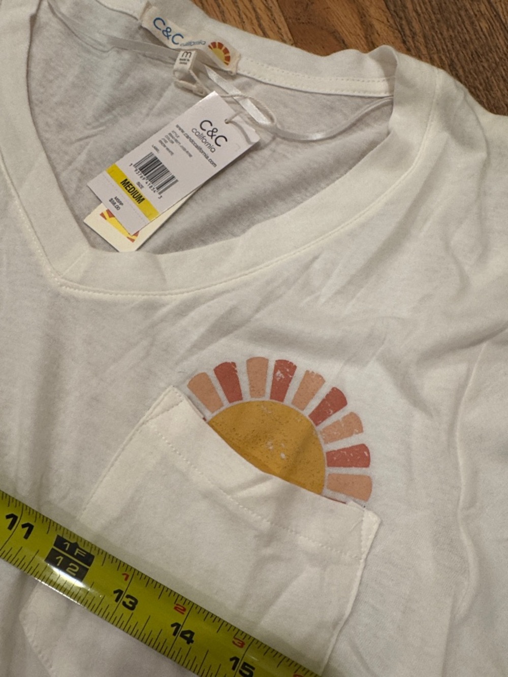 C&C California White V-Neck Tee with Sunrise Pocket Detail - Picture 6 of 7